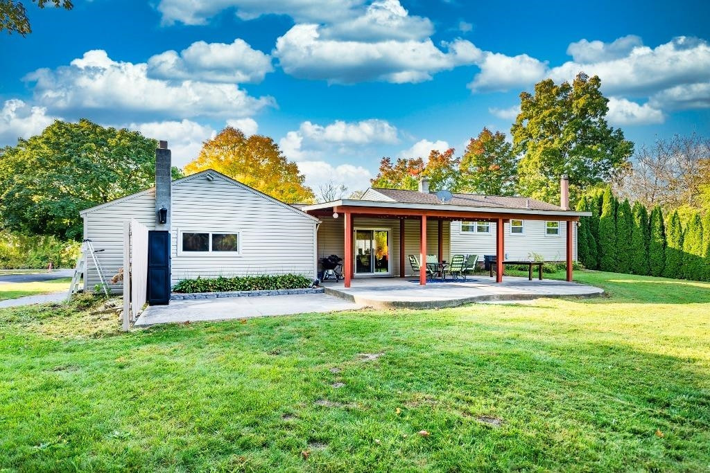 48600 Hull Road Belleville, MI 48111 - Photo 4 of 48 Photo 4