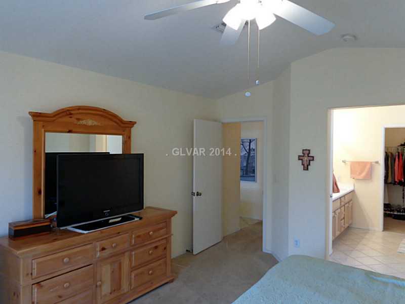 490 Edgefield Ridge Place Henderson, NV 89012 - Photo 11 of 18 Master Bedroom. VAULTED CEILINGS WITH FAN