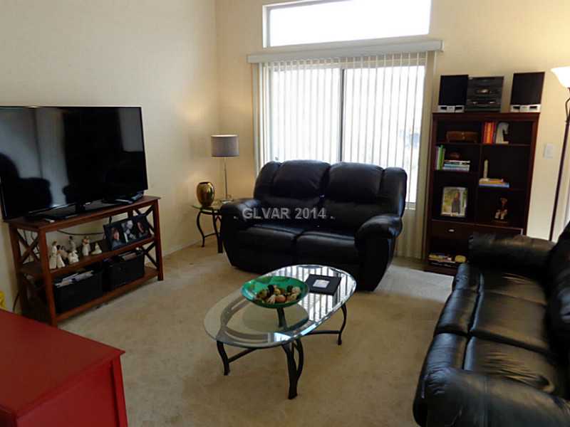 490 Edgefield Ridge Place Henderson, NV 89012 - Photo 4 of 18 Living Room. VAULTED CEILINGS