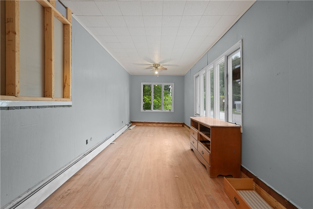 403 Commonwealth Avenue Warwick, RI 02886 - Photo 20 of 50