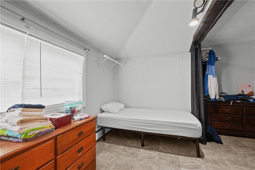 403 Commonwealth Avenue Warwick, RI 02886 - Photo 36 of 50