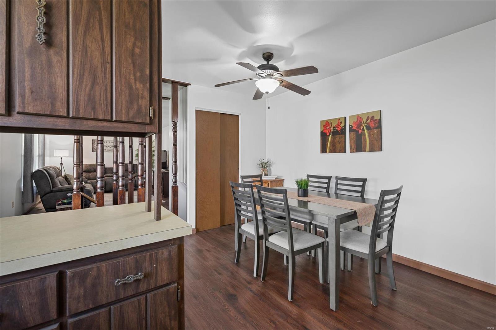 2227 Olde Winery Road St. Louis, MO 63129 - Photo 11 of 39