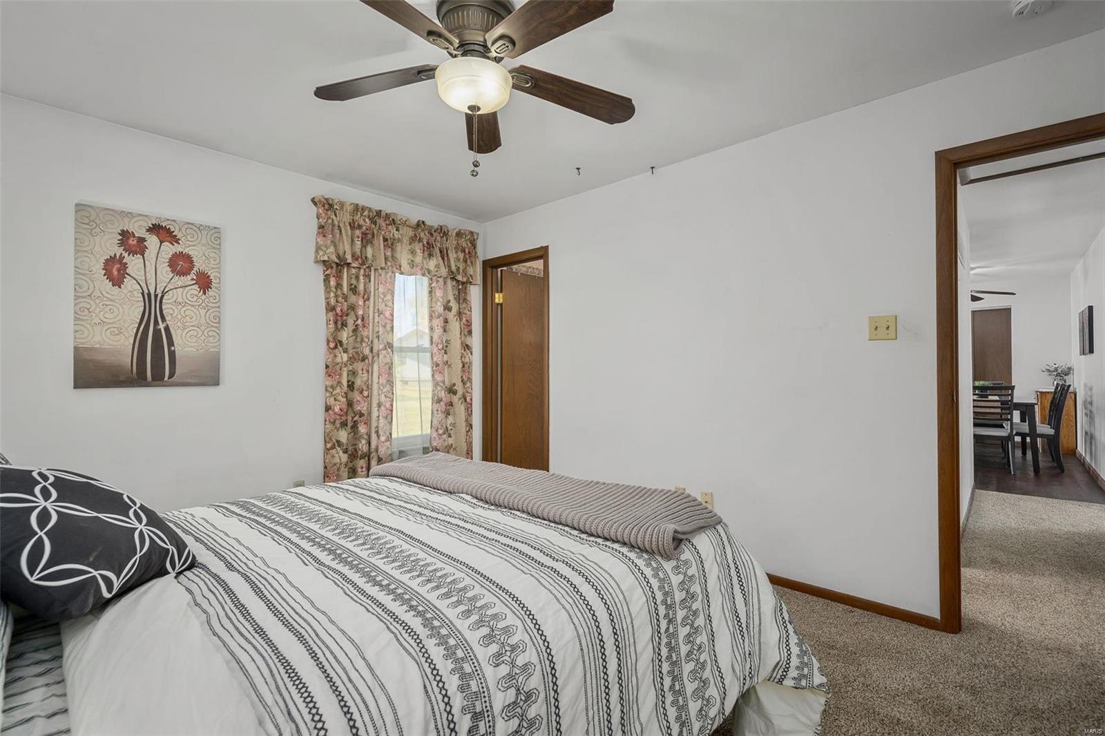 2227 Olde Winery Road St. Louis, MO 63129 - Photo 15 of 39