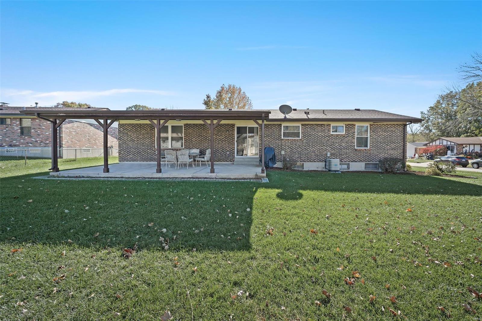 2227 Olde Winery Road St. Louis, MO 63129 - Photo 31 of 39