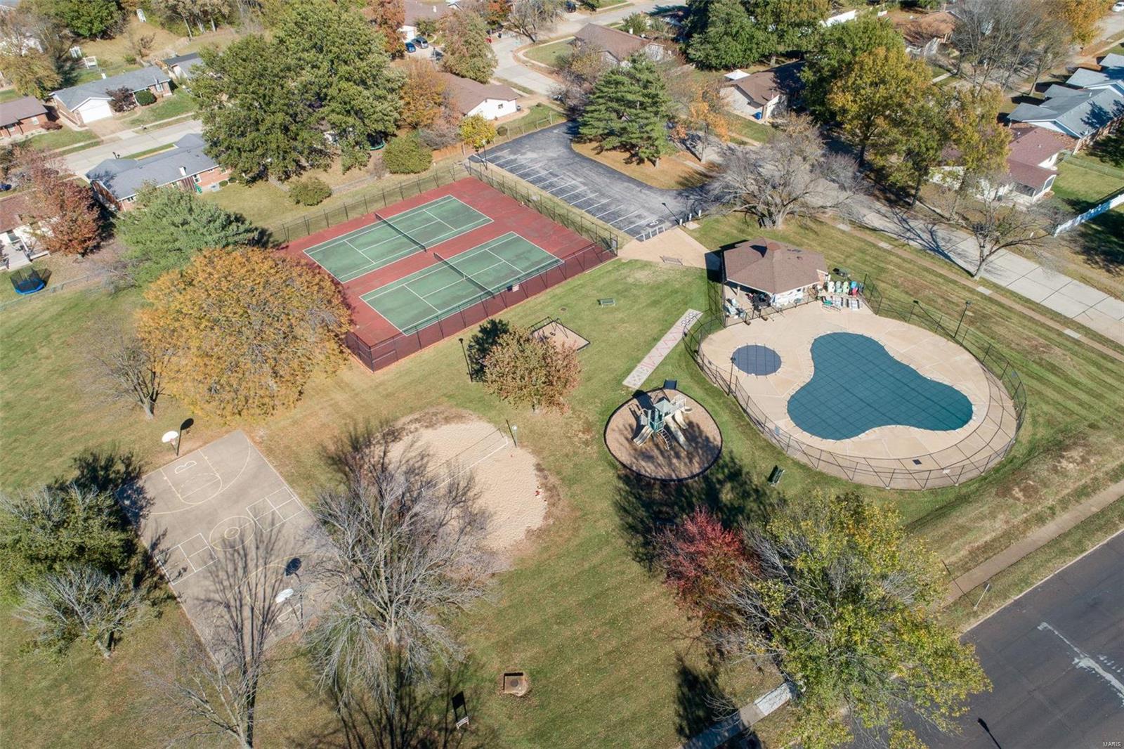 2227 Olde Winery Road St. Louis, MO 63129 - Photo 38 of 39