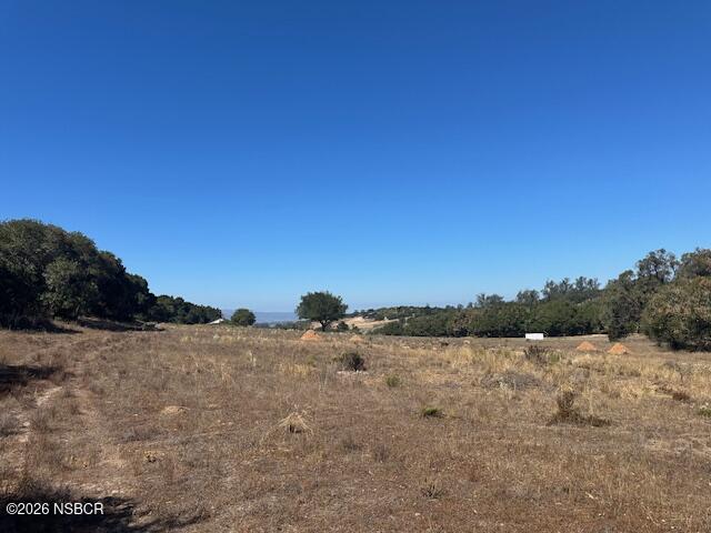 1990 Tularosa Road, Unit 4 Lompoc, CA 93436 - Photo 4 of 11 Cover Photo - Photo 1