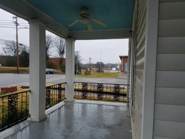$1,125 | 222 Union Street, Unit A, Clarksville, TN 37040