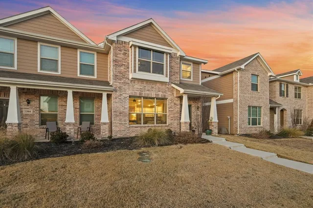 $285,000 | 2300 Davenport Drive, Denton, TX 76207