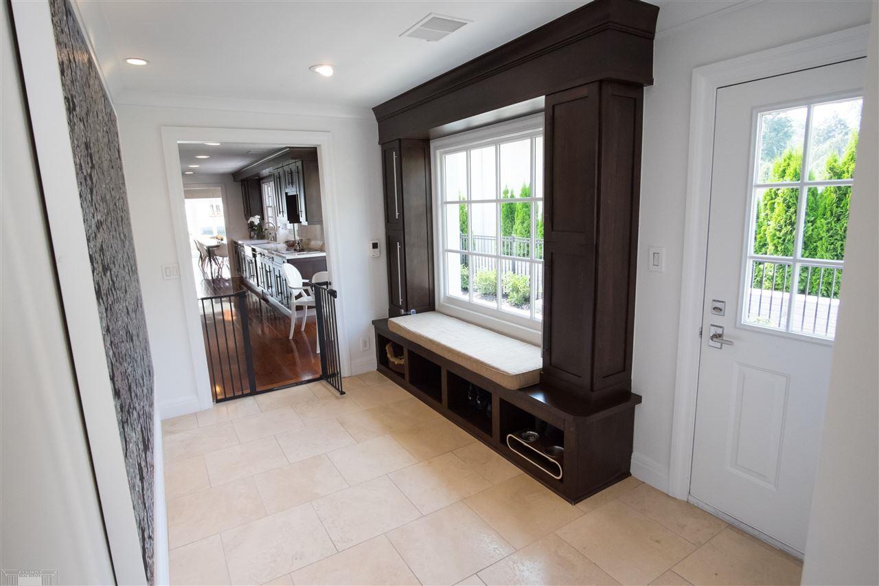988 Lake Shore Road Grosse Pointe Shores, MI 48236 - Photo 35 of 60
