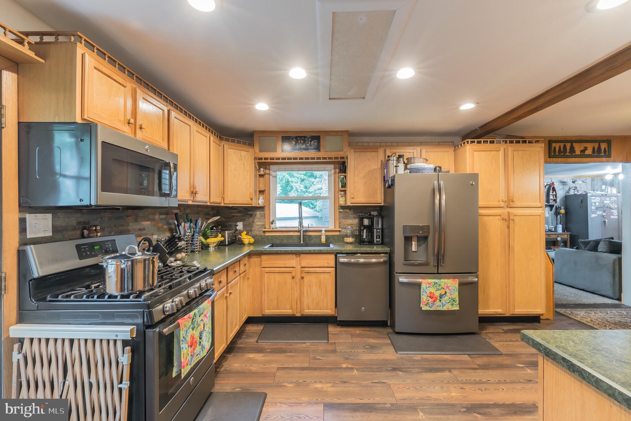 368 Tylers Mill Road Sewell, NJ 08080 - Photo 5 of 30 Gallery Image 5