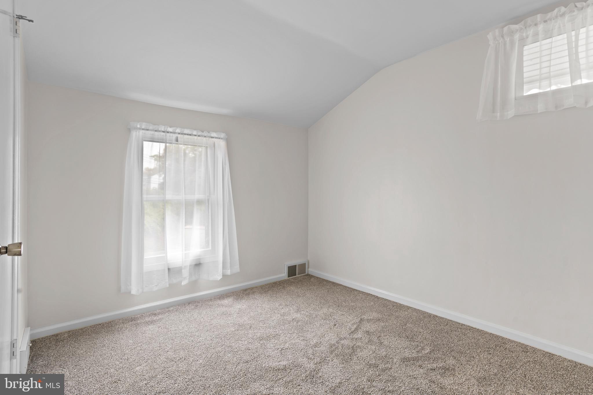 203 West Chelton Road Brookhaven, PA 19015 - Photo 17 of 25 Gallery Image 17