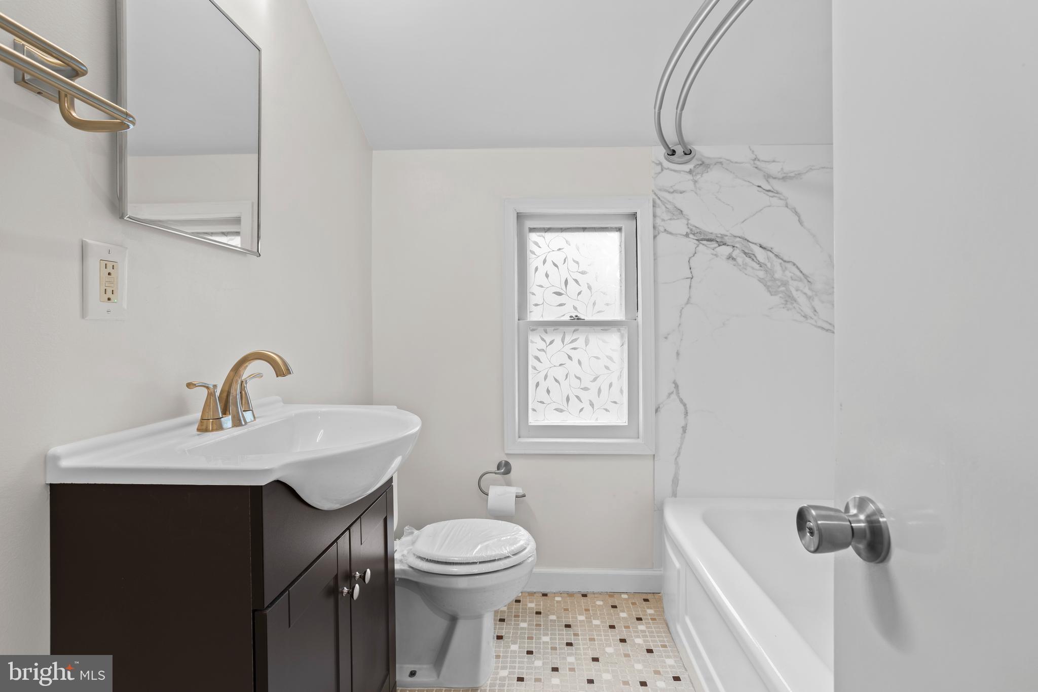 203 West Chelton Road Brookhaven, PA 19015 - Photo 18 of 25 Gallery Image 18