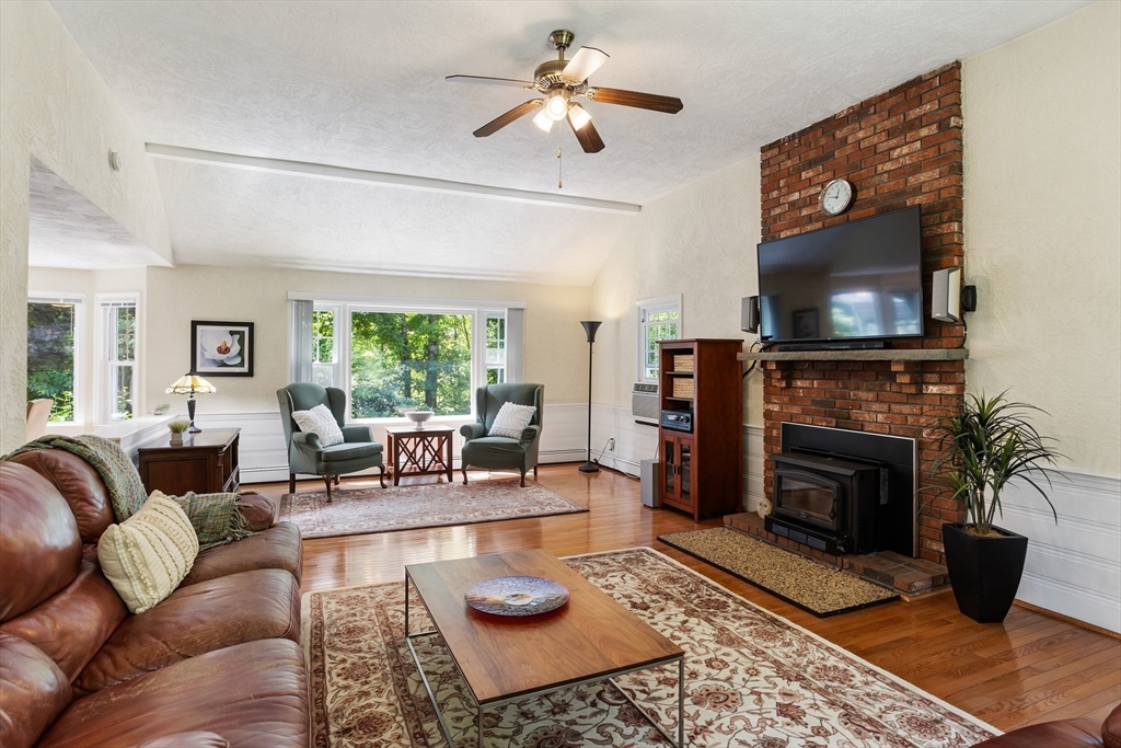 16 Silver Hill Road Acton, MA 01720 - Photo 11 of 42