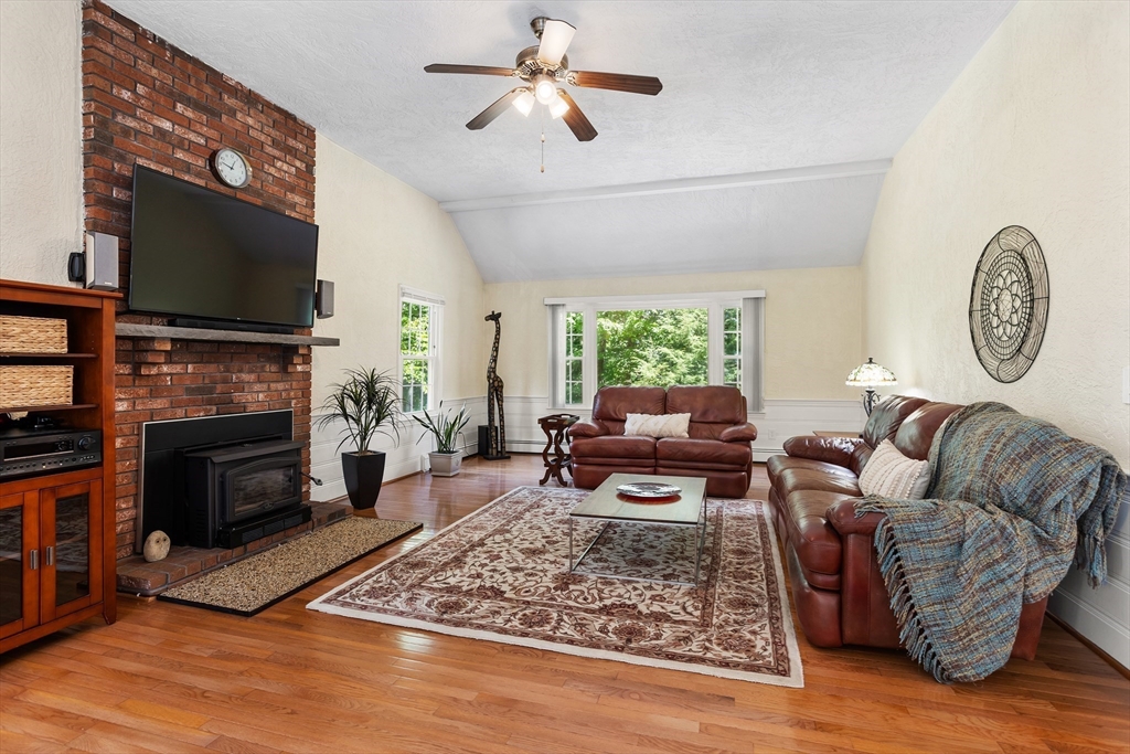 16 Silver Hill Road Acton, MA 01720 - Photo 10 of 42