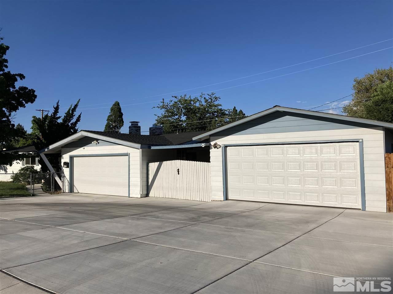 4100 Lakeside Drive Reno, NV 89509 - Photo 3 of 21 a view of front of house with garage