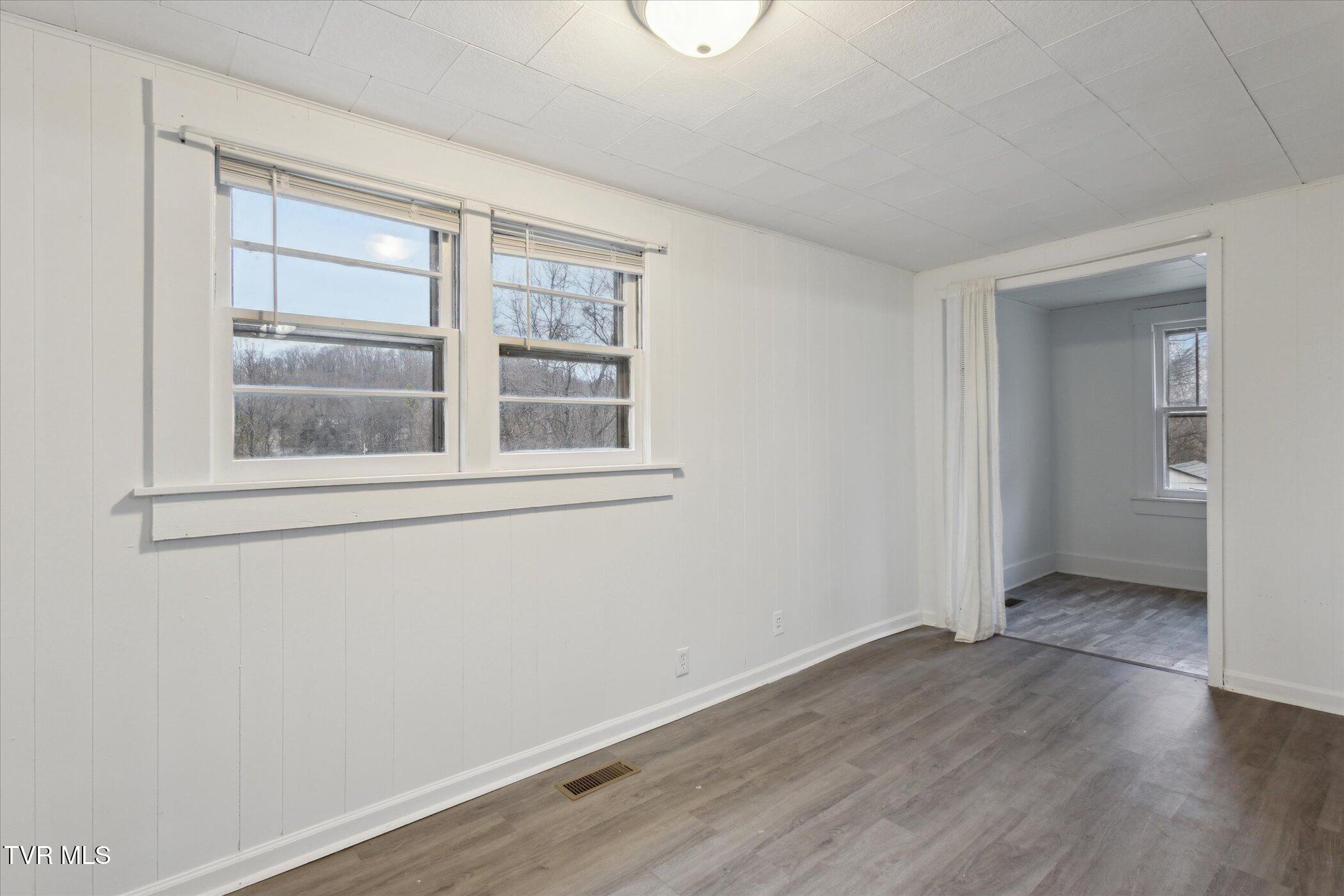 1548 Southside Road Elizabethton, TN 37643 - Photo 14 of 32 14-1548-S-Side-Rd-Elizabethton-TN-37643-