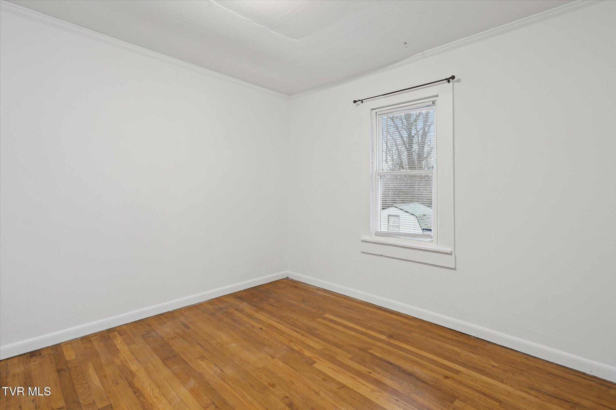 1548 Southside Road Elizabethton, TN 37643 - Photo 20 of 32 20-1548-S-Side-Rd-Elizabethton-TN-37643-