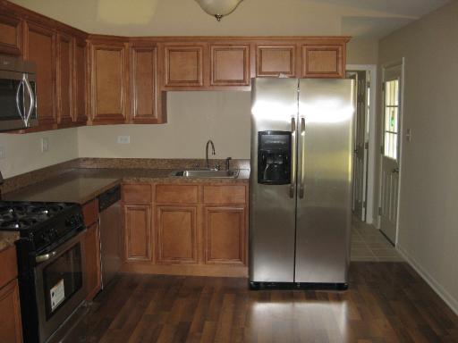 511 Audubon Road Streamwood, IL 60107 - Photo 3 of 12