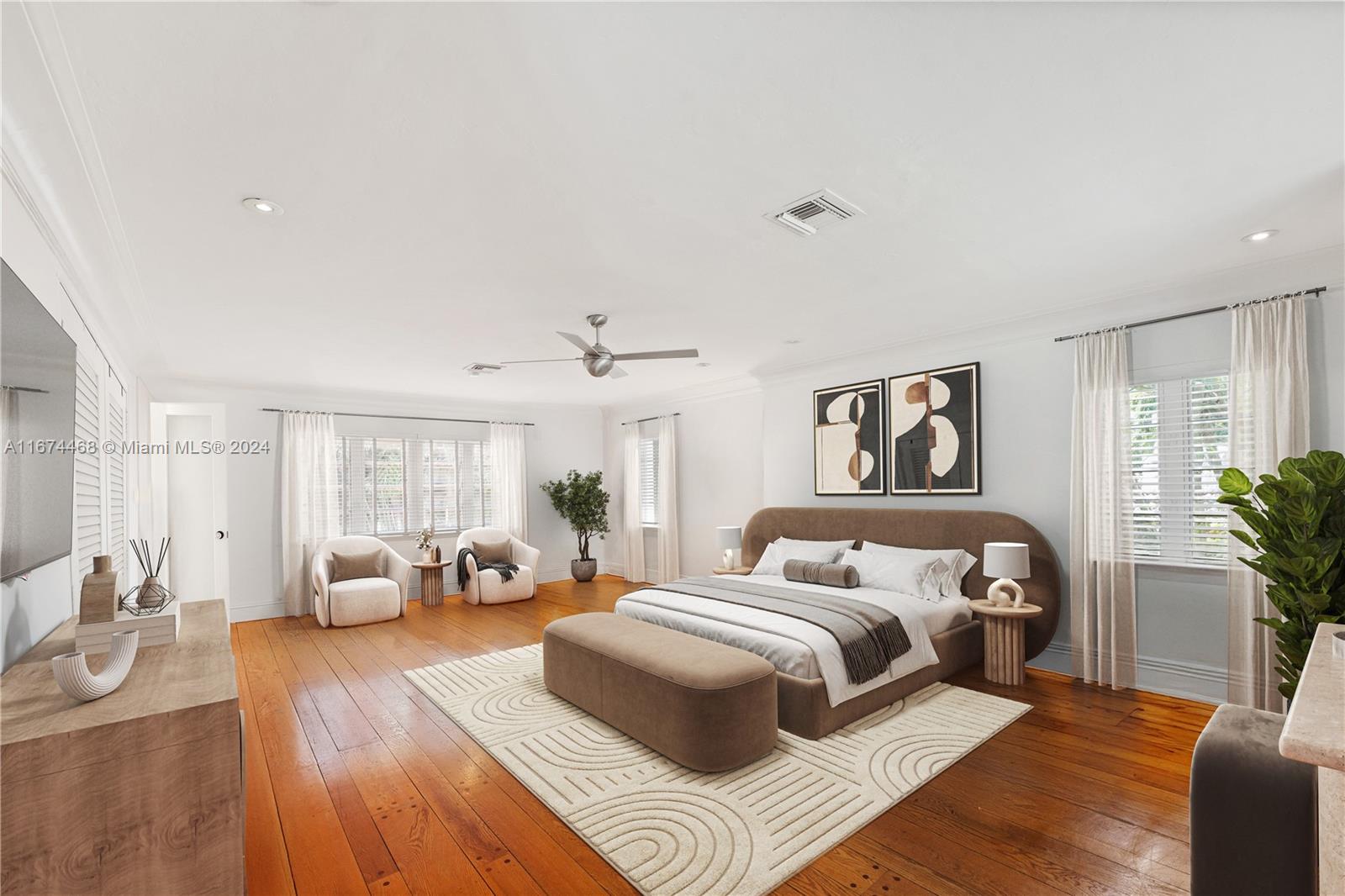 5147 North Bay Road Miami Beach, FL 33140 - Photo 17 of 27 Gallery Image 17