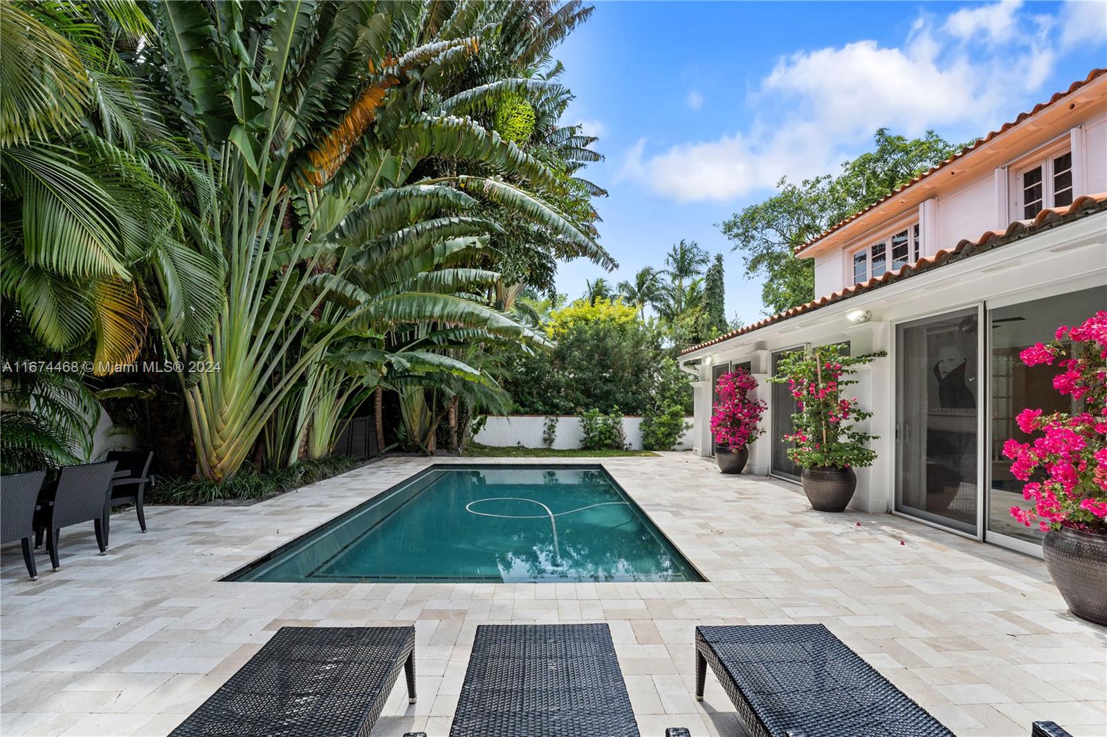5147 North Bay Road Miami Beach, FL 33140 - Photo 24 of 27 Gallery Image 24