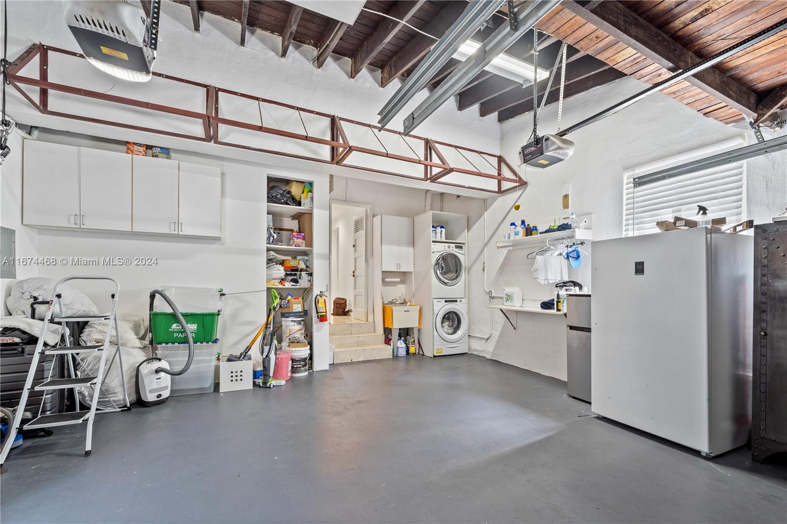 5147 North Bay Road Miami Beach, FL 33140 - Photo 27 of 27 Gallery Image 27
