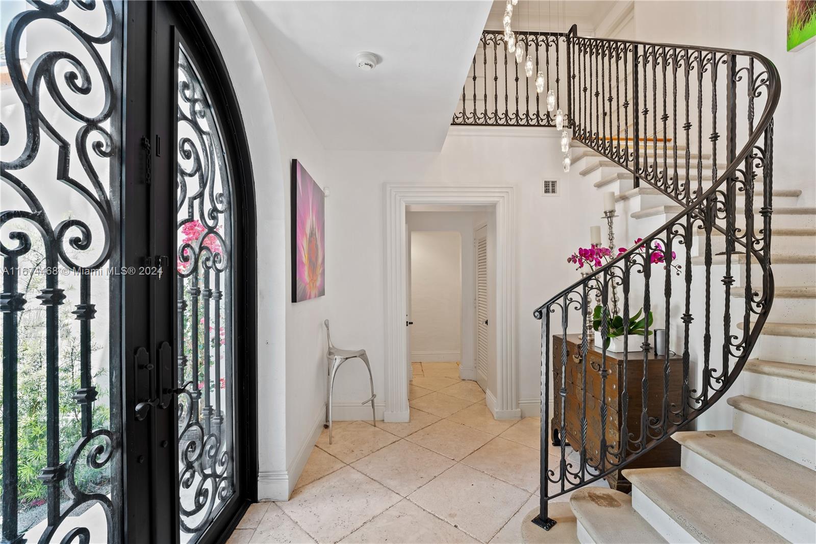 5147 North Bay Road Miami Beach, FL 33140 - Photo 3 of 27 Gallery Image 3
