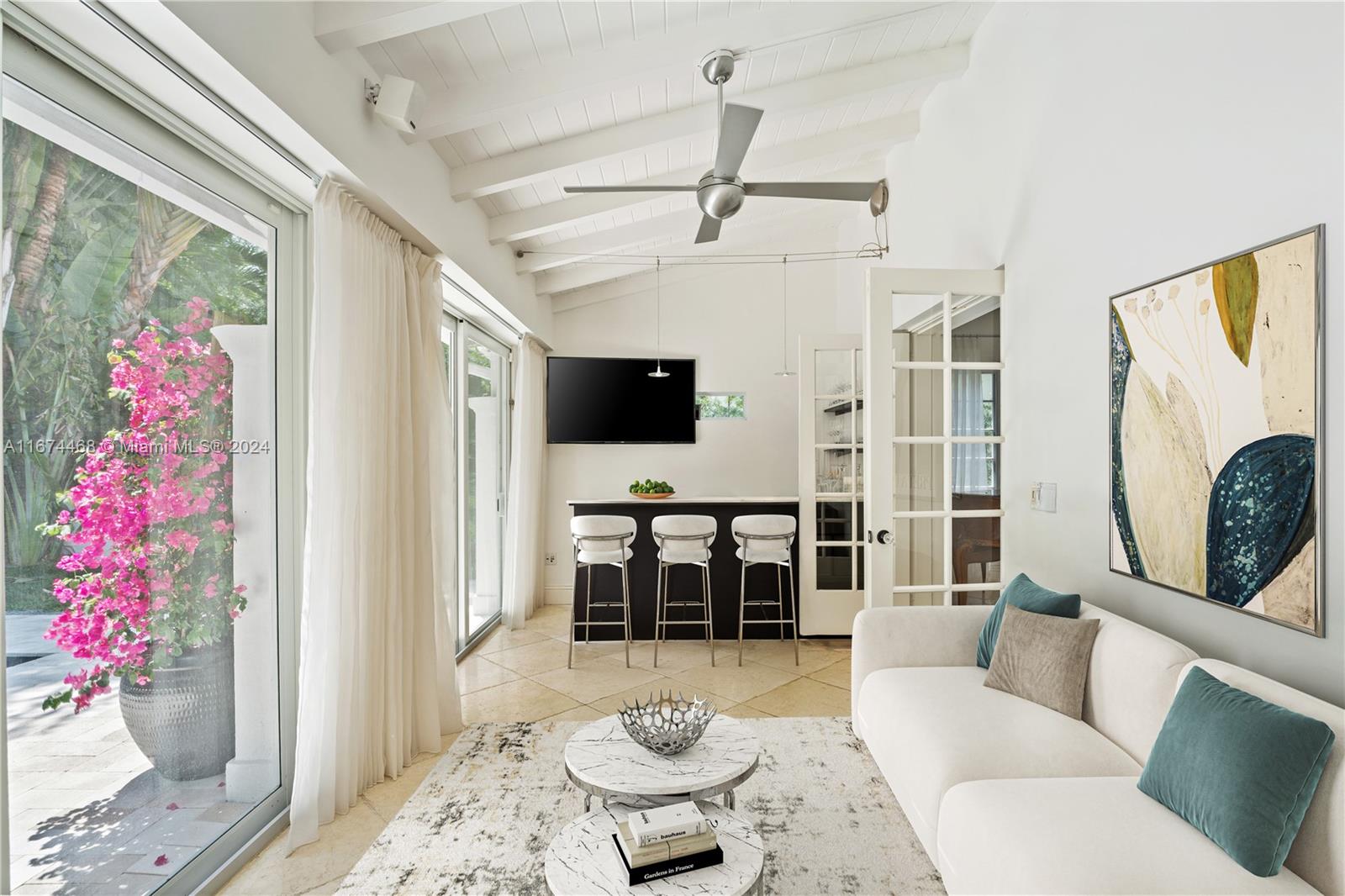 5147 North Bay Road Miami Beach, FL 33140 - Photo 10 of 27 Gallery Image 10