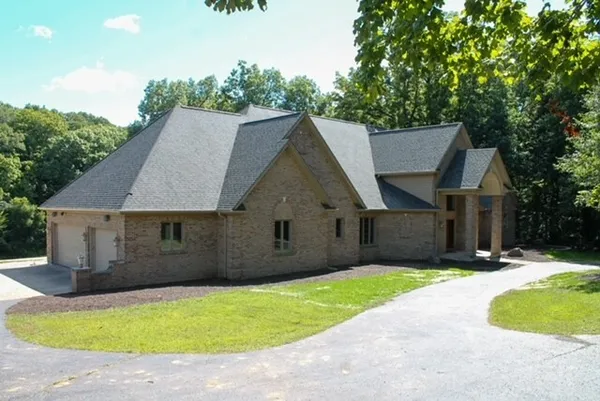 $1,250,000 | 54 Woodland Drive, Yorkville, IL 60560