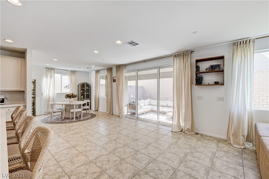 607 Cadence View Way Henderson, NV 89011 - Photo 11 of 61