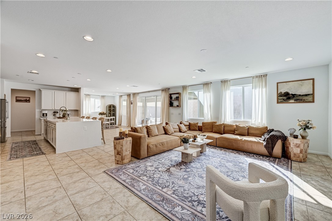 607 Cadence View Way Henderson, NV 89011 - Photo 12 of 61