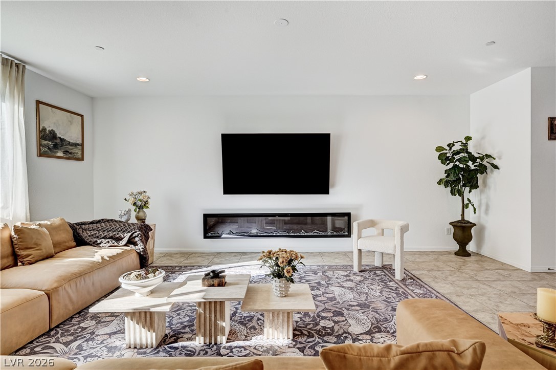 607 Cadence View Way Henderson, NV 89011 - Photo 6 of 61