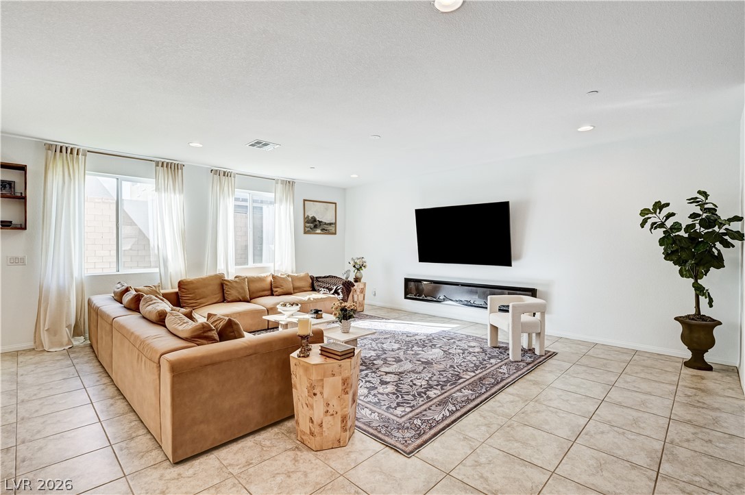 607 Cadence View Way Henderson, NV 89011 - Photo 10 of 61