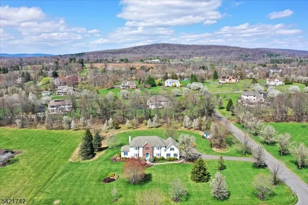 $1,095,000 | 103 Stout Lane, Flemington, NJ 08822