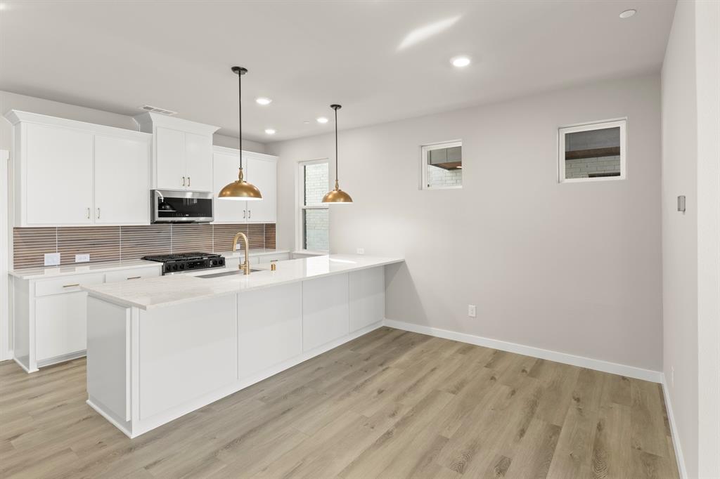 2013 Aldrich Road Celina, TX 75009 - Photo 11 of 40 09. 2013 Aldrich - Dining
