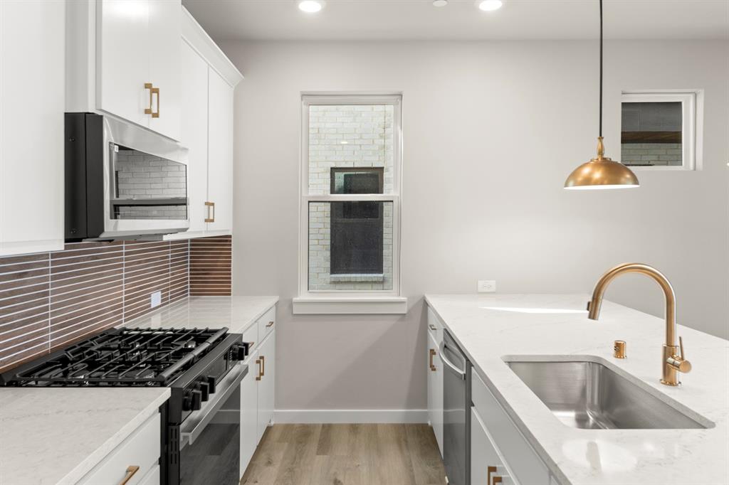 2013 Aldrich Road Celina, TX 75009 - Photo 14 of 28 14. 2013 Aldrich - Kitchen (3)