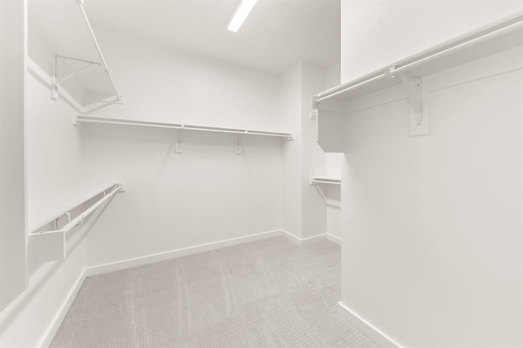 2013 Aldrich Road Celina, TX 75009 - Photo 25 of 28 25. 2013 Aldrich - Closet