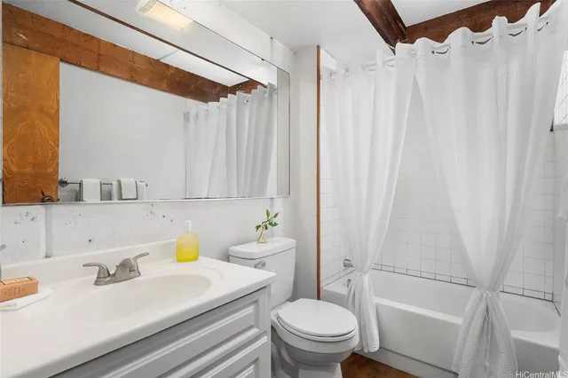 $395,000 | 98-310 Kamehameha Highway, Unit 225, Aiea, HI 96701