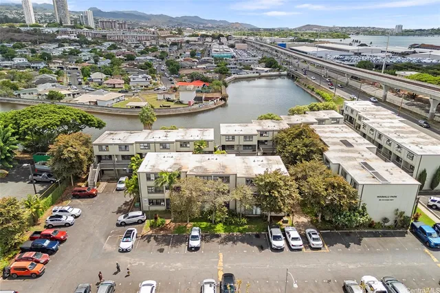 $395,000 | 98-310 Kamehameha Highway, Unit 225, Aiea, HI 96701