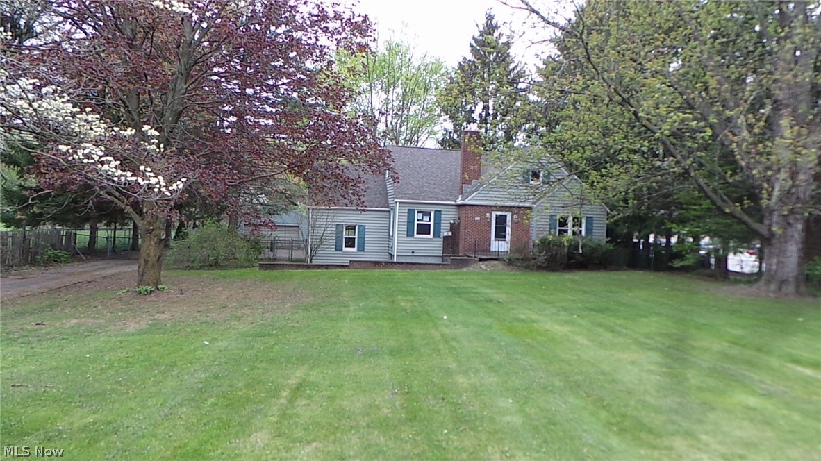 592 Darrow Road Akron, OH 44305 - Photo 1 of 14