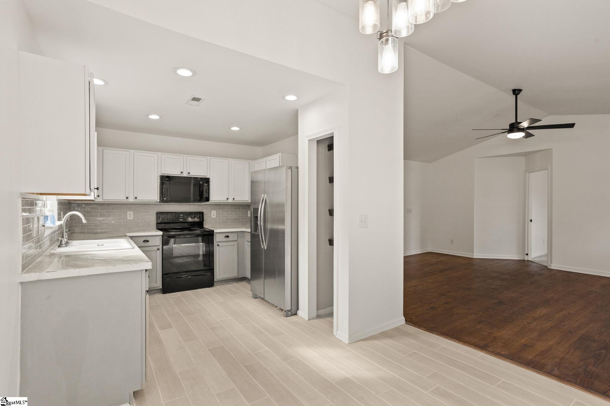 3 Headwater Court Simpsonville, SC 29680 - Photo 12 of 33