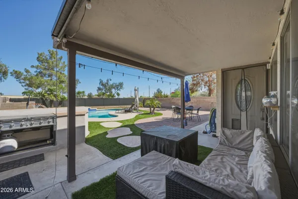 $675,000 | 1572 East Black Diamond Drive, Gilbert, AZ 85296