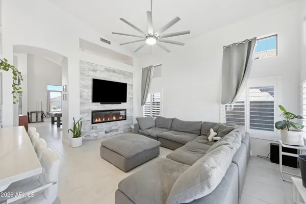 $675,000 | 1572 East Black Diamond Drive, Gilbert, AZ 85296