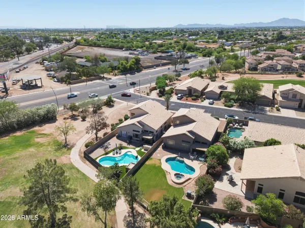 $675,000 | 1572 East Black Diamond Drive, Gilbert, AZ 85296