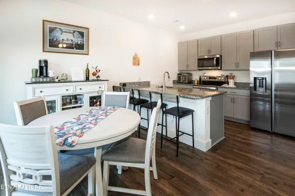 $282,900 | 3568 Bisham Wood Lane, Powell, TN 37849