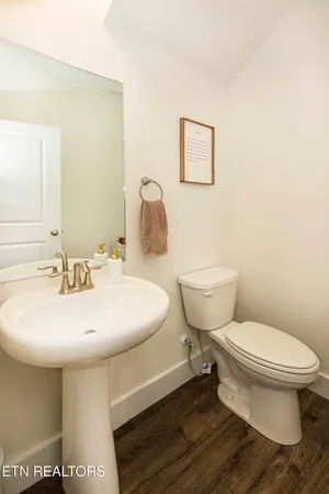 $282,900 | 3568 Bisham Wood Lane, Powell, TN 37849