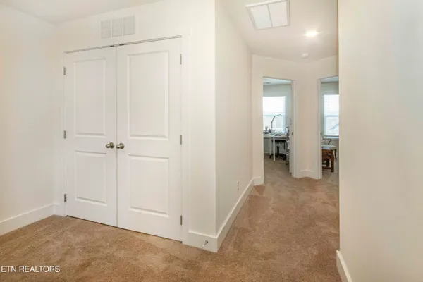 $282,900 | 3568 Bisham Wood Lane, Powell, TN 37849