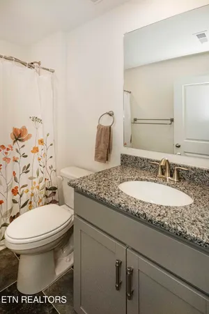 $282,900 | 3568 Bisham Wood Lane, Powell, TN 37849