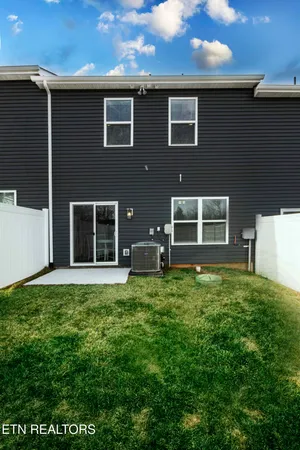 $282,900 | 3568 Bisham Wood Lane, Powell, TN 37849