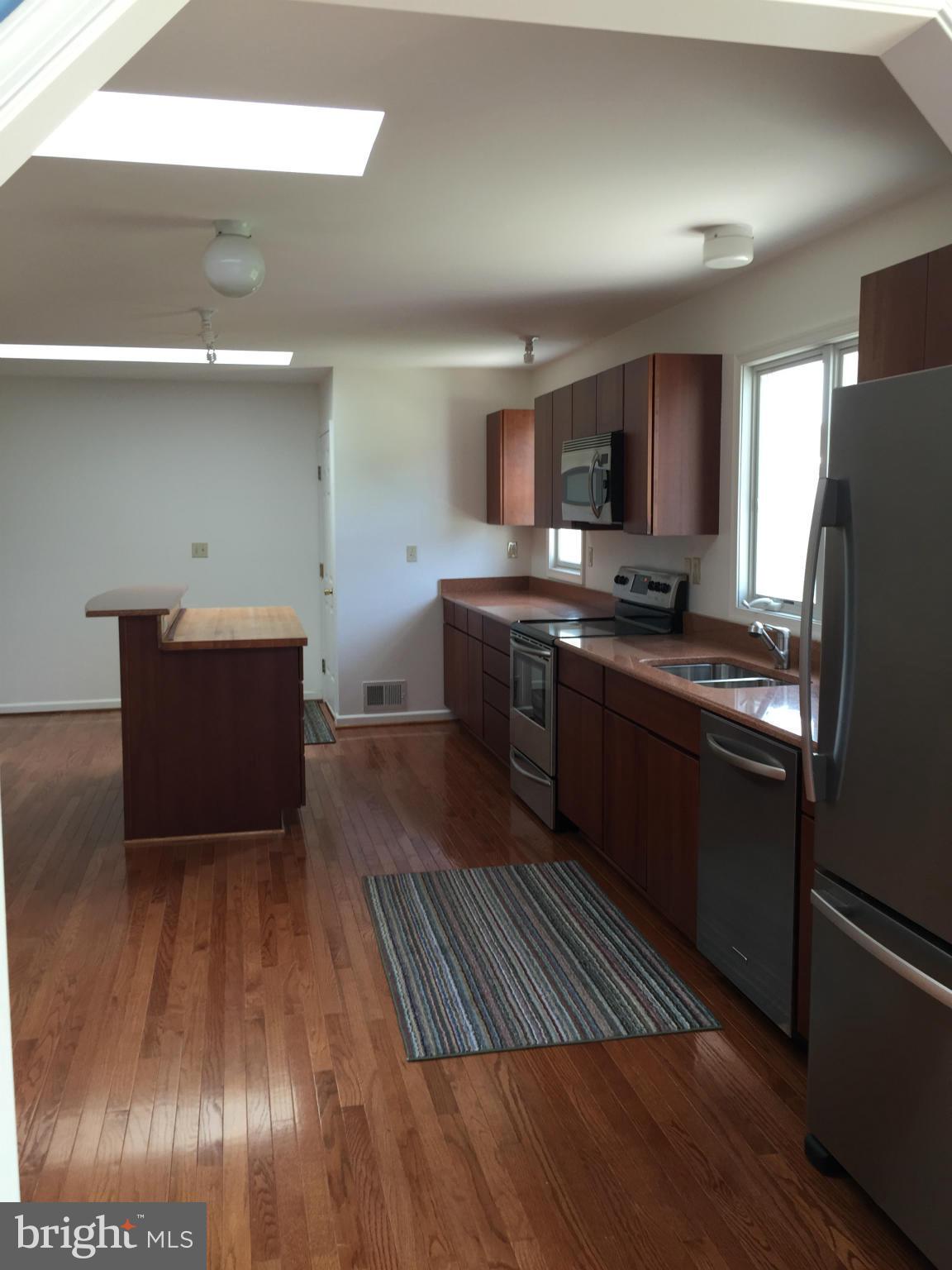 2375 Coon Club Road Westminster, MD 21157 - Photo 16 of 20 Kitchen