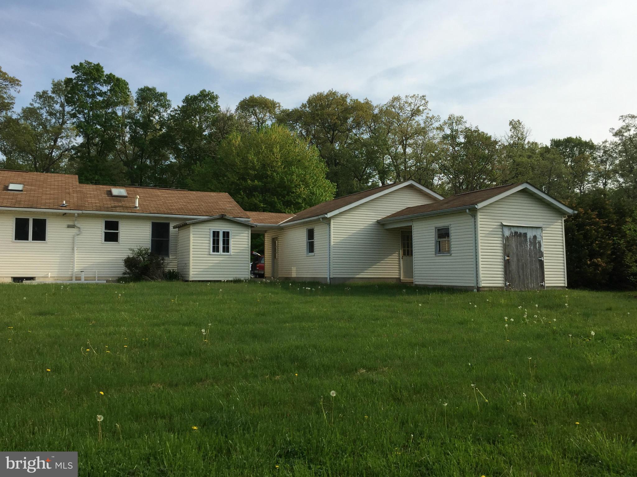 2375 Coon Club Road Westminster, MD 21157 - Photo 3 of 20 Exterior (Rear)